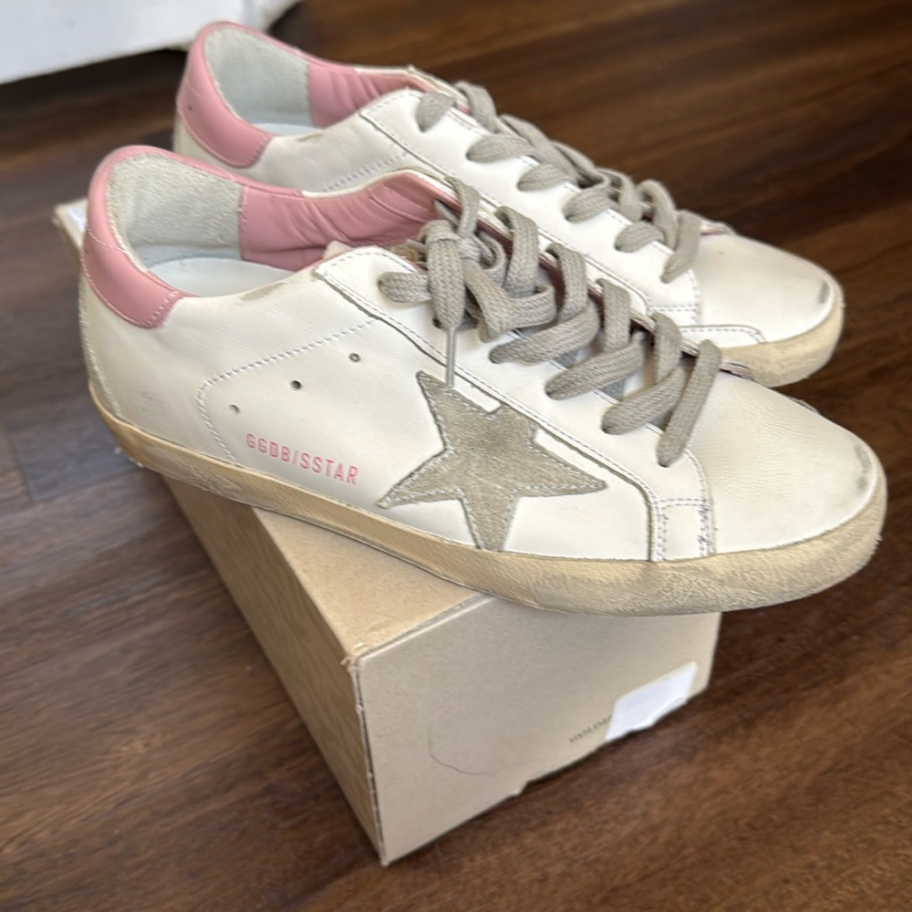 Golden Goose size 37 sneakers.  Super-Star classic with spur.